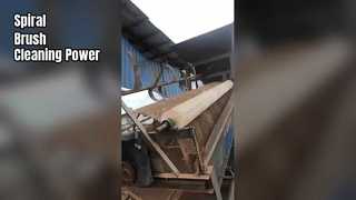 Regarder : Traitement et nettoyage de rouleaux à brosses de grande forme